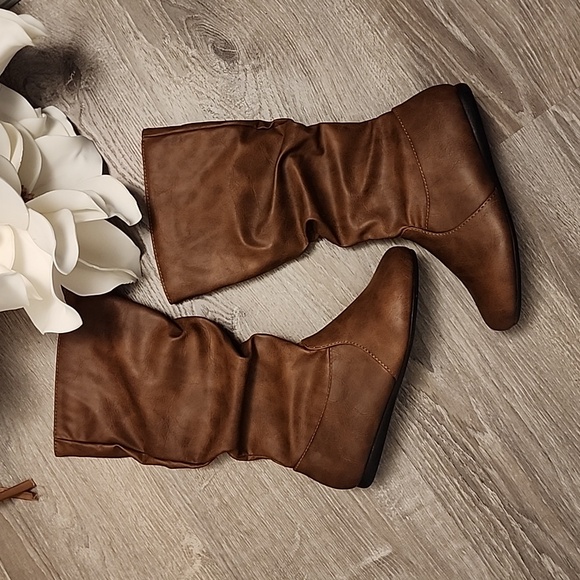 Fall and Winter Boot - Picture 1 of 2